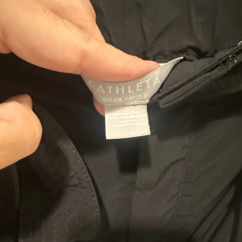 Athleta Black Cropped Tie-Waist Ankle Pants - Picture 4 of 6